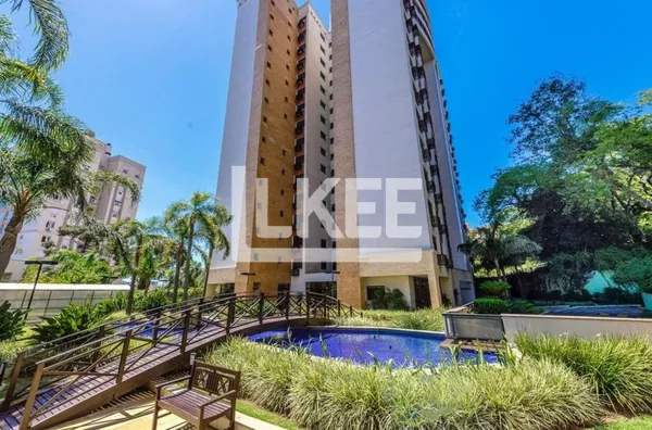 Rio Branco | Apartamento mobiliado com 3 quartos (sendo 1 suíte) à venda | 133 m² | 3 vagas |  Em Porto Alegre/RS 
