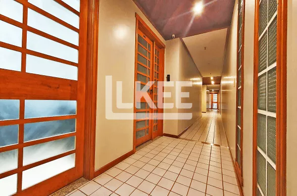 Moinhos de Vento |  Sala comercial |  37m²  | 1 vaga | com Terraço |  em Porto Alegre