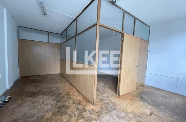 Centro Histórico | Sala comercial para aluguel | 38,46 m² | Lavabo | Sem vaga | Porto Alegre/RS
