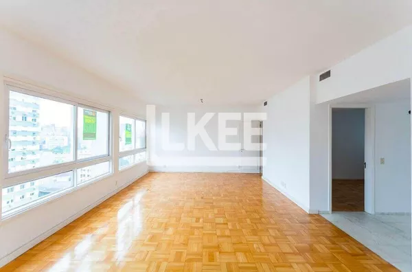 Moinhos de Vento | Apartamento mobiliado de 3 quartos (1 suíte) à venda | 167 m² | 1 vaga | Em Porto Alegre/RS