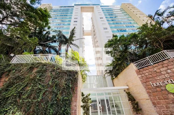 Venda | Apartamento de 98,21 m², no bairro Auxiliadora, com 3 quartos (1 suíte) e 2 vagas.