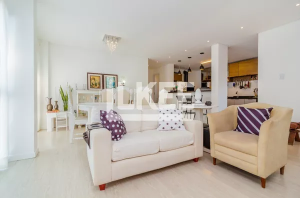 Tristeza | Apartamento mobiliado com 3 quartos (sendo 2 suítes) à venda | 100 m² | 2 vagas | Com churrasqueira | Em Porto Alegre/RS