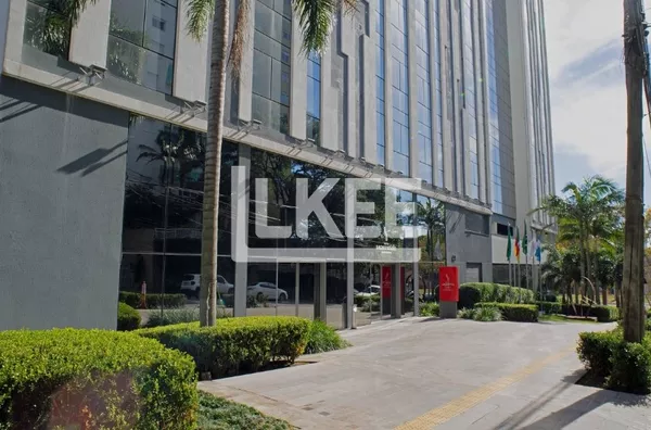 Boa Vista | Conjunto comercial mobiliado à venda | 72 m² | Copa | 2 banheiros | 2 vagas | Em Porto Alegre/RS