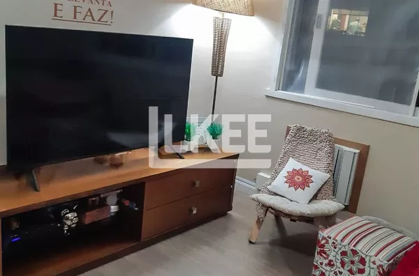 Jardim Botânico | Apartamento semi mobiliado com 1 quarto à venda | 38,67 m² | Sem vaga | Sem elevador | Em Porto Alegre/RS | std