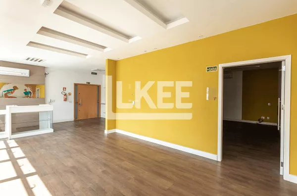 Petrópolis | Sala Comercial para alugar | 156 m² | 1 Banheiro | Em Porto Alegre/RS
