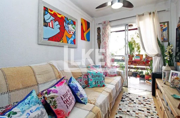 Passo da Areia | Apartamento Mobiliado com 3 quartos à venda | 78m² | 2 banheiros | Sacada | 1 Vaga | Porto Alegre/RS