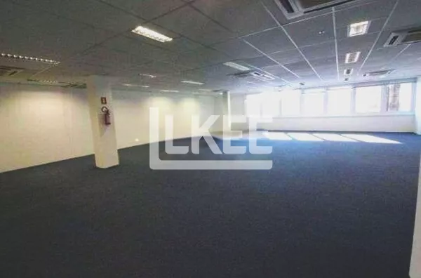 São João | Sala comercial para alugar | 118,39 m² | 2 vagas | Em Porto Alegre/RS
