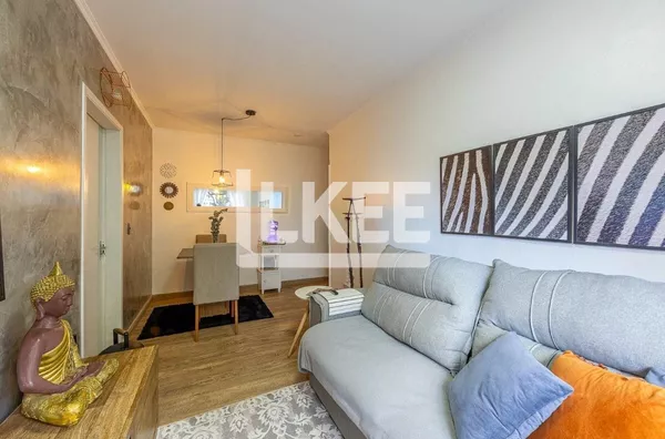 Passo da Areia | Apartamento Semimobiliado com 3 quartos à venda | 77m² | 1 Banheiro | Sacada | 1 Vaga | Porto Alegre/RS