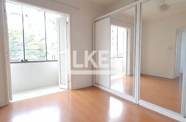 Petrópolis | Apartamento semi-mobiliado com 2 quartos | 64,7 m² | 1 Banheiro |  Sacada | Sem Vaga | Em Porto Alegre/RS - Foto 11