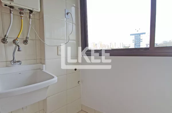 Passo D'Areia | Apartamento Semimobiliado com 2 quartos (sendo 1 suíte) à venda | 146,32 m² | 2 Banheiros | 2 Vagas | Em Porto Alegre/RS