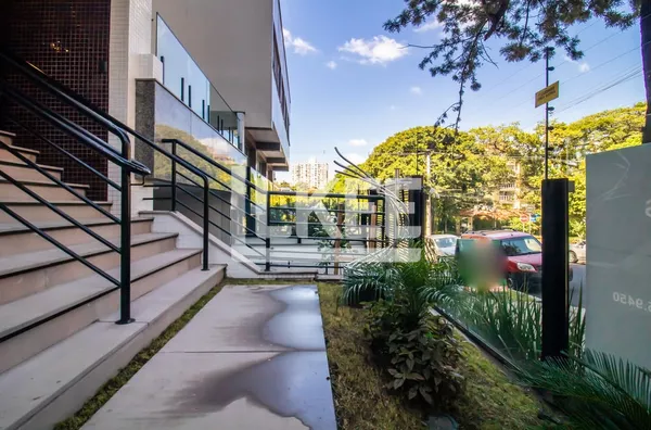 Bela Vista | Apartamento com 3 Quartos (sendo 3 suítes) à venda | 107 m² | 4 Banheiros | 2 Vagas | Em Porto Alegre/RS