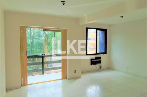 Partenon | Apartamento semi mobiliado para aluguel | 71,98 m² | 2 quartos | 1 vaga | Sacada | Sem Elevador 