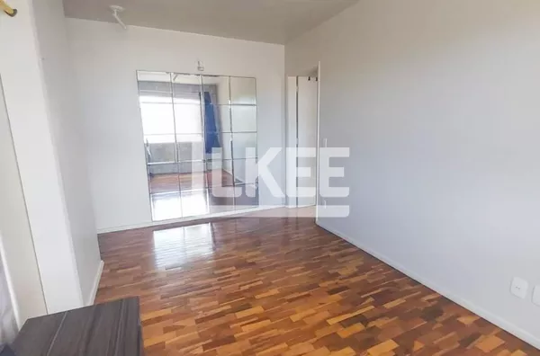 Jardim do Salso | Apartamento reformado com 1 quarto à venda | 38 m² | 1 vaga | Sem elevador | Em Porto Alegre/RS