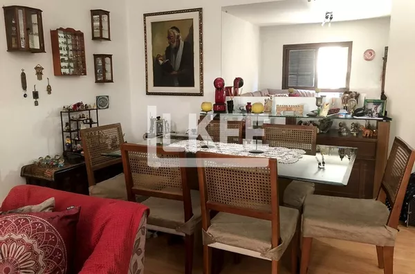 Rio Branco | Apartamento com 3 quartos (sendo 1 suíte) à venda | 115 m² | 1 vaga | Em Porto Alegre/RS