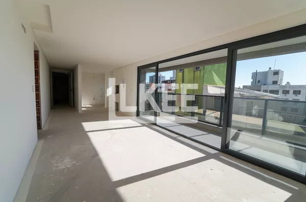 Rio Branco | Apartamento  com 3 quartos (sendo 1 suíte) à venda | 98,29m² | Sacada | Churrasqueira | 3 Banheiros | 2 Vagas | Em Porto Alegre/RS