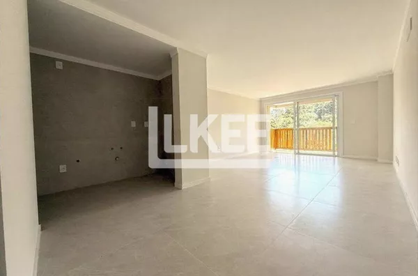 Centro | Apartamento com sacada 2 quartos (sendo 2 Suítes) à venda | 78,33 m² | 3 Banheiros | 2 Vagas | Churrasqueira | Em Canela/RS
