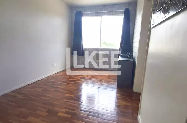 Jardim do Salso | Apartamento reformado com 1 quarto à venda | 38 m² | 1 vaga | Sem elevador | Em Porto Alegre/RS