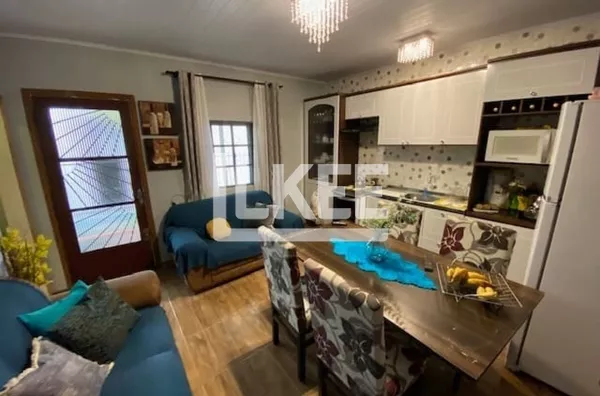 Sarandi | Casa com 5 quartos à venda | 300 m² | 6 vagas | Com sacada | Em Porto Alegre/RS