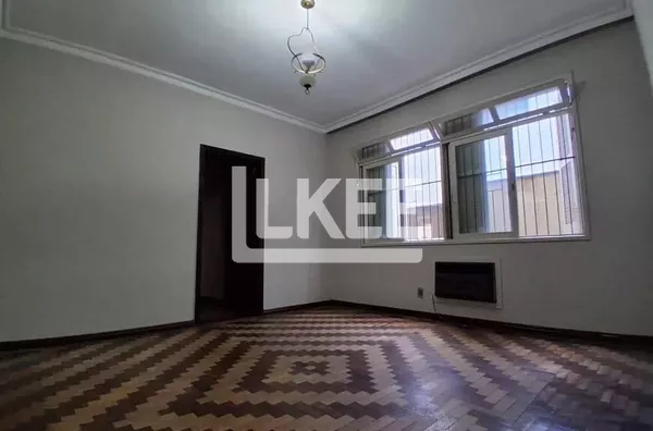 Rio Branco | Apartamento  com 3 quartos à venda | 96,90m² | Sacada | 2 Banheiros | Sem Vaga | Em Porto Alegre/RS