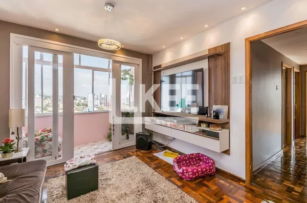 Rio Branco | Apartamento Semimobiliado 3 Quartos | 110 m² | 2 Banheiros | 1 Vaga | Sacada | Em Porto Alegre/RS