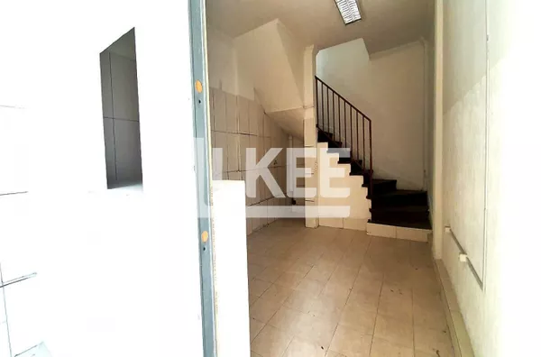 Floresta | Loja Reformada com vitrine para aluguel | 56 m² 