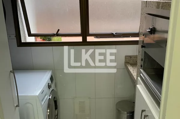 Apartamento de 3 dormitórios e 3 vagas para alugar no Mont' Serrat Mobiliado e Equipado