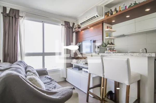 Jardim Itu | Apartamento semi mobiliado com 3 quartos (sendo 1 suíte) à venda | 63 m² | 2 vagas | Em Porto Alegre/RS