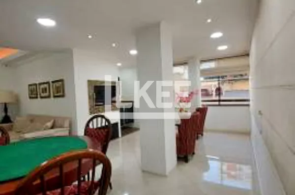 Bela Vista | Apartamento com 3 quartos ( sendo 1 suíte) à venda | 145 m² | 2 vagas | Com churrasqueira | Em Porto Alegre/RS