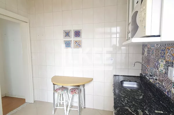 Petrópolis | Apartamento semi-mobiliado com 2 quartos | 64,7 m² | 1 Banheiro |  Sacada | Sem Vaga | Em Porto Alegre/RS - Foto 5
