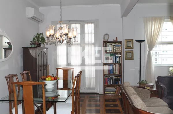 Moinhos de Vento - Apartamento com 2 dormitórios para alugar - Mobiliado - Reformado 