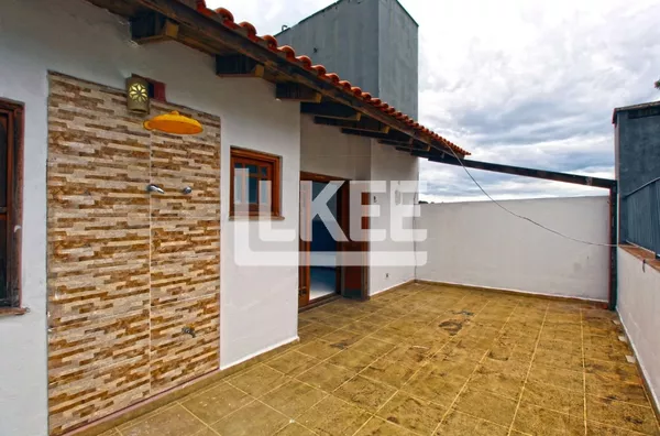 Chácara das Pedras I Cobertura com 4 quartos (sendo 1 suíte) à venda | 195,92 m² | 2 vagas | Com lareira, terraço e churrasqueira | Sem elevador | Em Porto Alegre/RS 