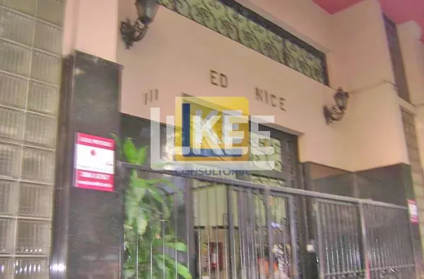 Apartamento de 1 dormitório à venda no Centro Histórico Reformado 