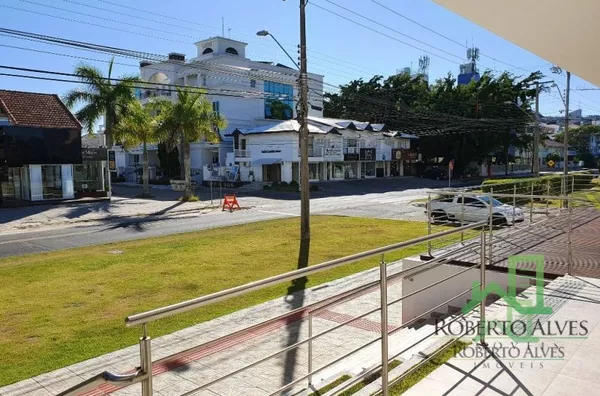 JURERÊ - LOJA COMERCIAL - AVENIDA DOS BÚZIOS