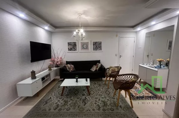 JURERÊ, 2 DORMITÓRIOS (1 SUÍTE), MOBILIADO 