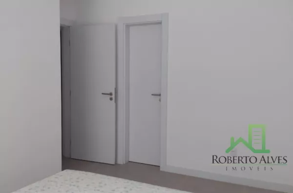 JURERÊ - 2 Dormitórios ( Suíte) - 250 metros da praia!