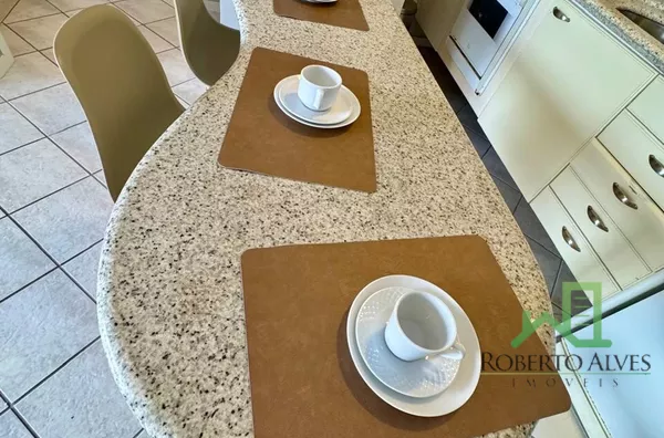 LOCAÇÃO TEMPORADA: JURERÊ, 1 DORMITÓRIO, A 200 METROS DA PRAIA