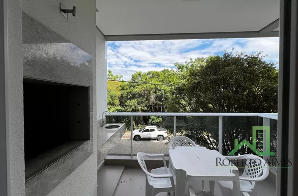 JURERÊ, 3 DORMITÓRIOS (1 SUÍTE), LOCALIZAÇÃO EXCELENTE