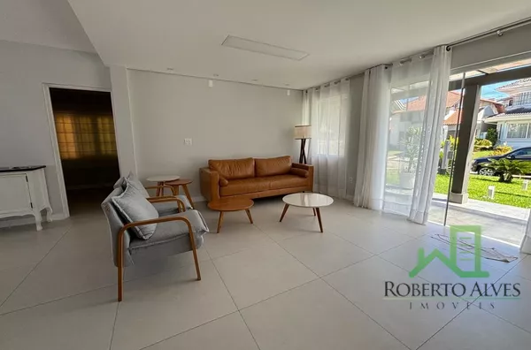 JURERÊ INTERNACIONAL, 5 DORMITÓRIOS (3 SUÍTES)