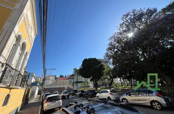 CENTRO - 3 DORMITÓRIOS (SUÍTE) - LINDO APARTAMENTO