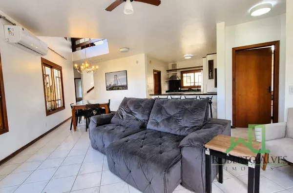 TEMPORADA | Casa com Piscina | 400 m da Praia | 6 Quartos | Jurerê