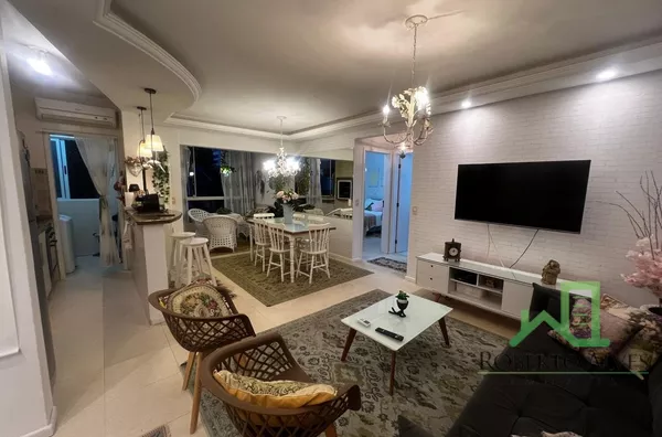 JURERÊ, 2 DORMITÓRIOS (1 SUÍTE), MOBILIADO 