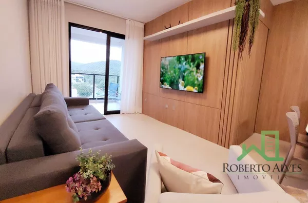 LOCAÇÃO TEMPORADA: JURERÊ INTERNACIONAL, 2 DORMITÓRIOS (1 SUÍTE)