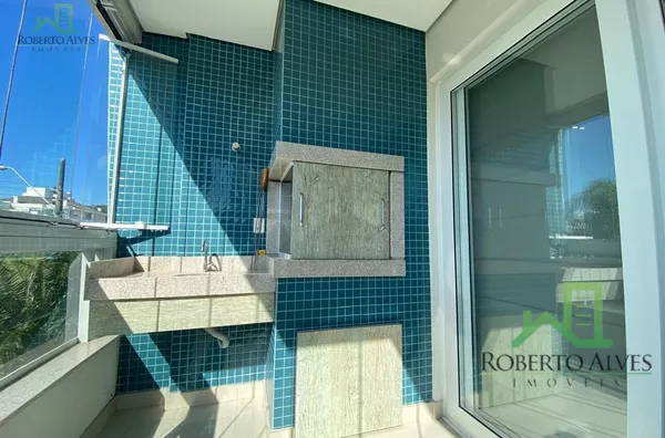 JURERÊ, 2 DORMITÓRIOS, MOBILIADO