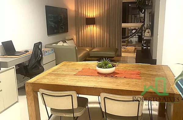 Apartamento em Jurerê – 2 Dormitórios (1 Suíte), Sacada com Churrasqueira e Hobby Box