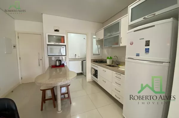 JURERÊ, 2 DORMITÓRIOS, MOBILIADO