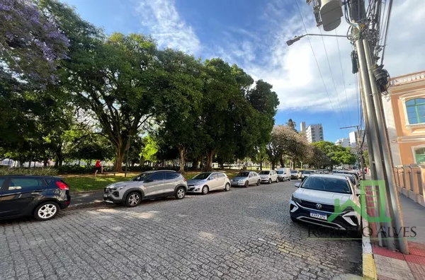 CENTRO - 3 DORMITÓRIOS (SUÍTE) - LINDO APARTAMENTO