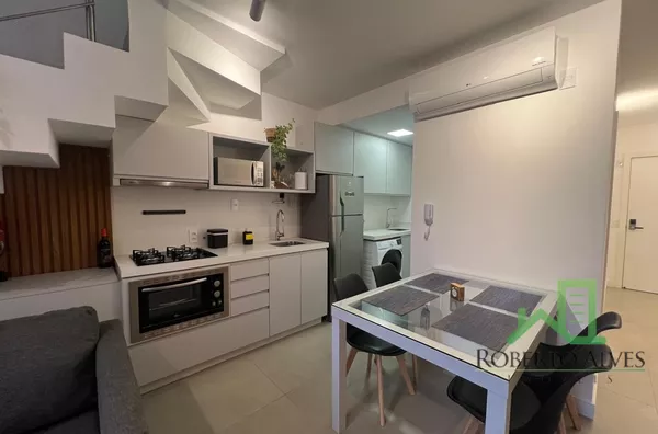 LOCAÇÃO TEMPORADA: JURERÊ, 1 SUÍTE, APARTAMENTO DUPLEX