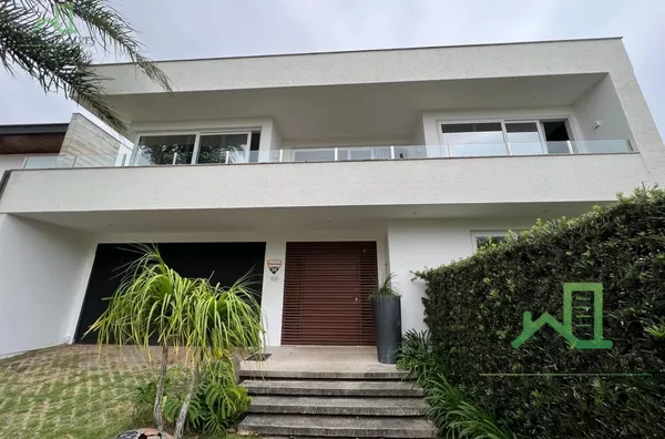 Casa para aluguel, no bairro Jurerê Internacional, Florianópolis