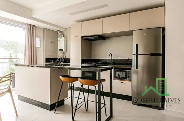 Apartamento à venda, 2 dormitórios, Jurerê - Florianópolis/SC