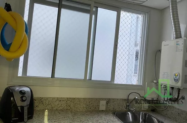 JURERÊ, 2 DORMITÓRIOS (1 SUÍTE), ÓTIMA LOCALIZAÇÃO